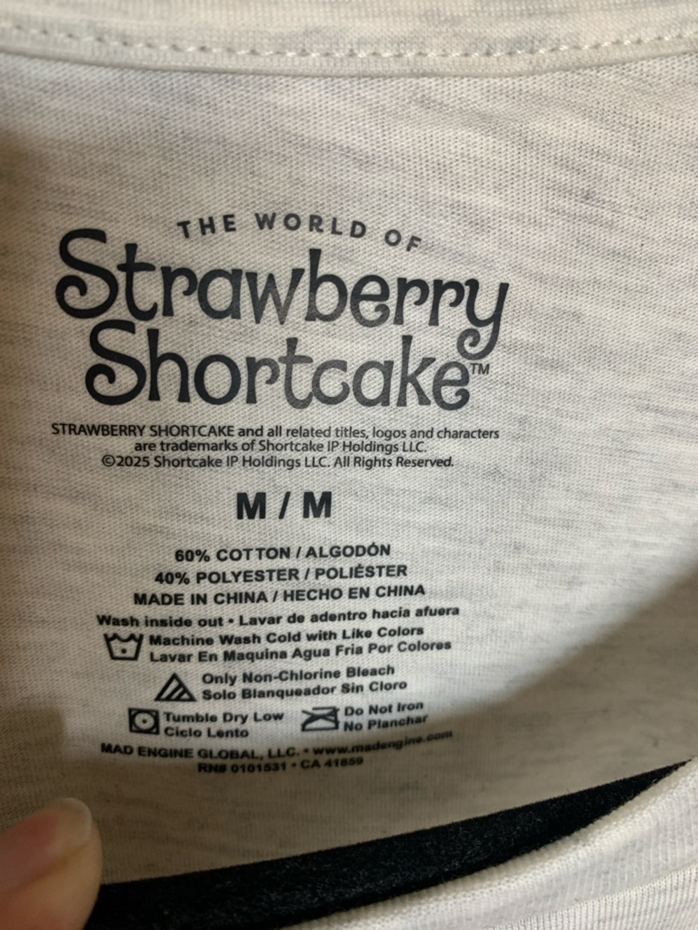 STRAWBERRY SHORTCAKE Grapic Light Gray Tee Shirt - Picture 2 of 4